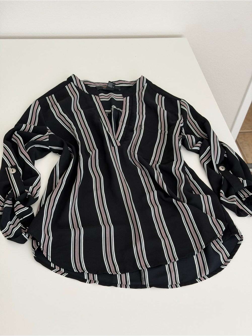 Forever 21 Black V-Neck Striped Roll-Tab Sleeve Tunic